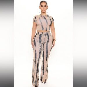 NWOT Fashion Nova Pant Set